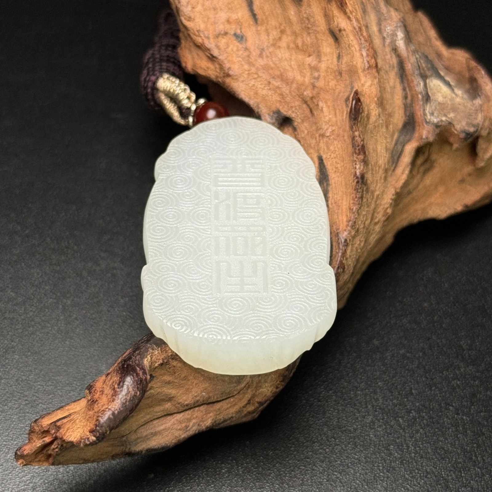An Exquisite White Jade Avalokitesvara-head Pendant - 6