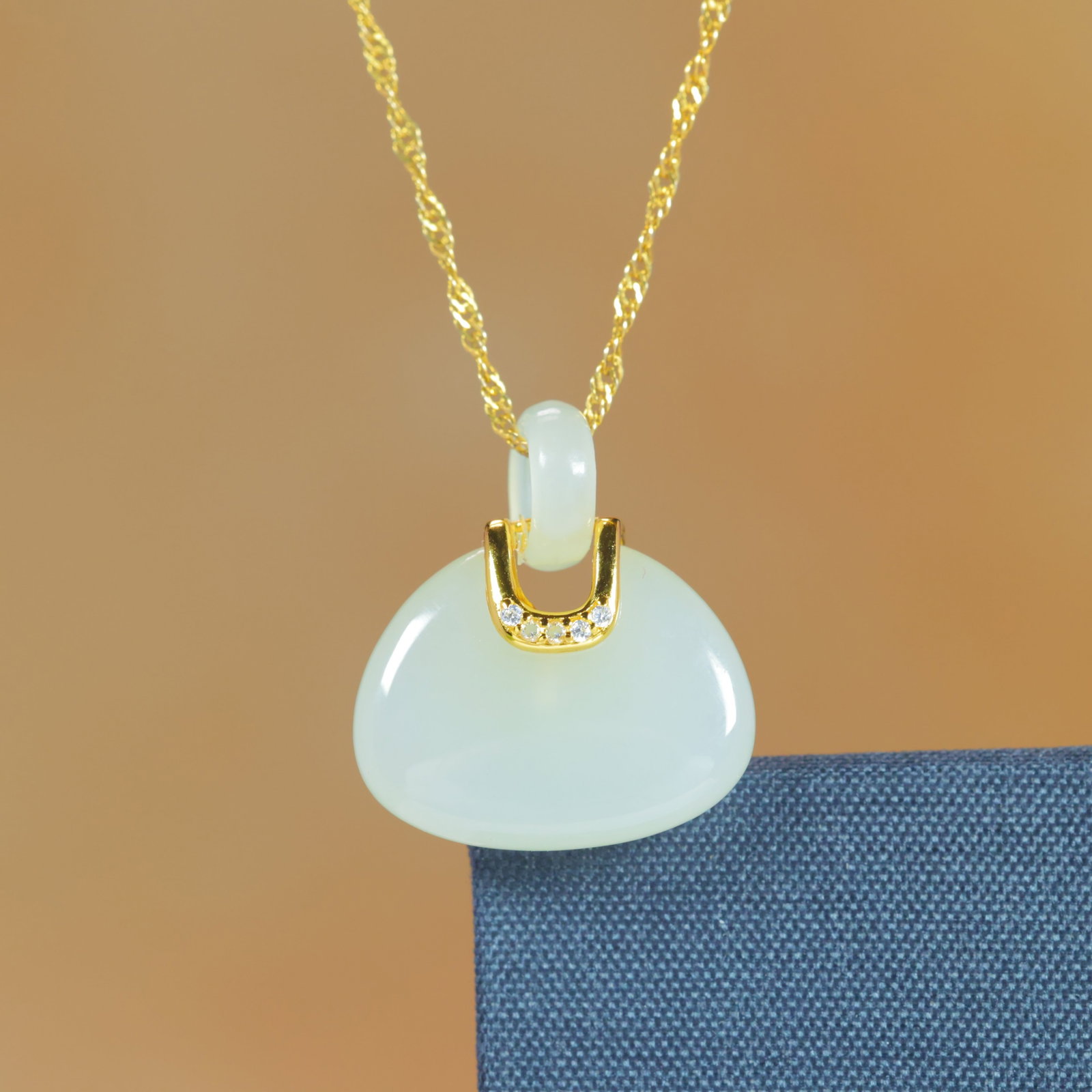An Exquisite Sterling Silver-Gold Plated Inlaid White Jade Pendant , Inlaid Diamond - 4