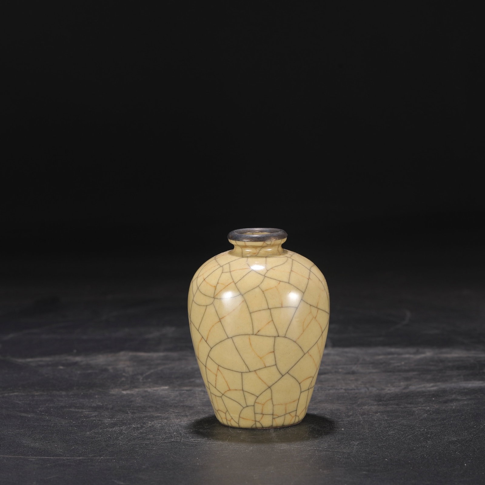 An Exquisite Ge yao Yellow Glazed Cover with Silver Vase - 2