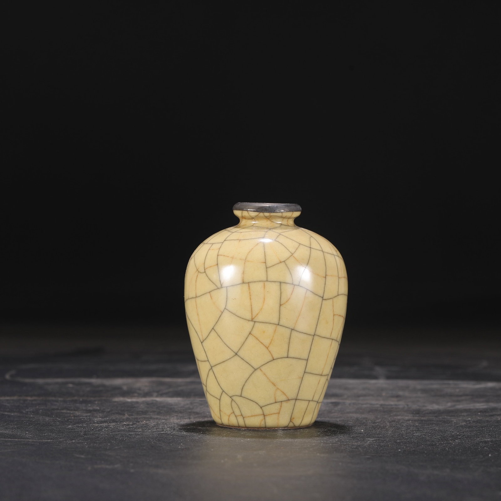 An Exquisite Ge yao Yellow Glazed Cover with Silver Vase - 6