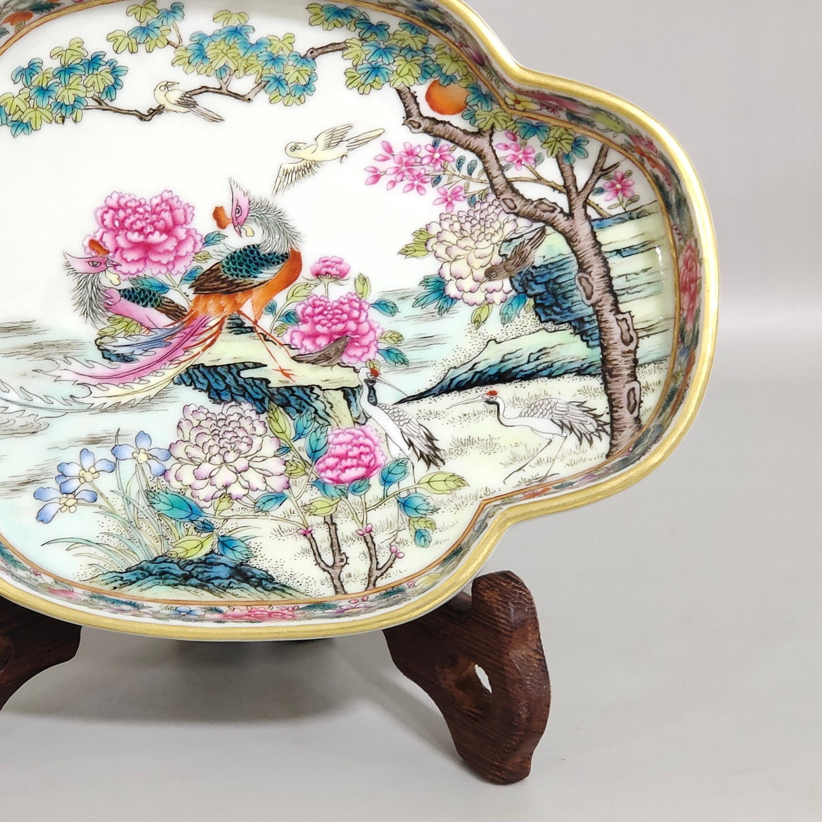 An Exquisite Famille-Rose Painted Gold Flower and Bird Pattern four legs Brush Washer - 5