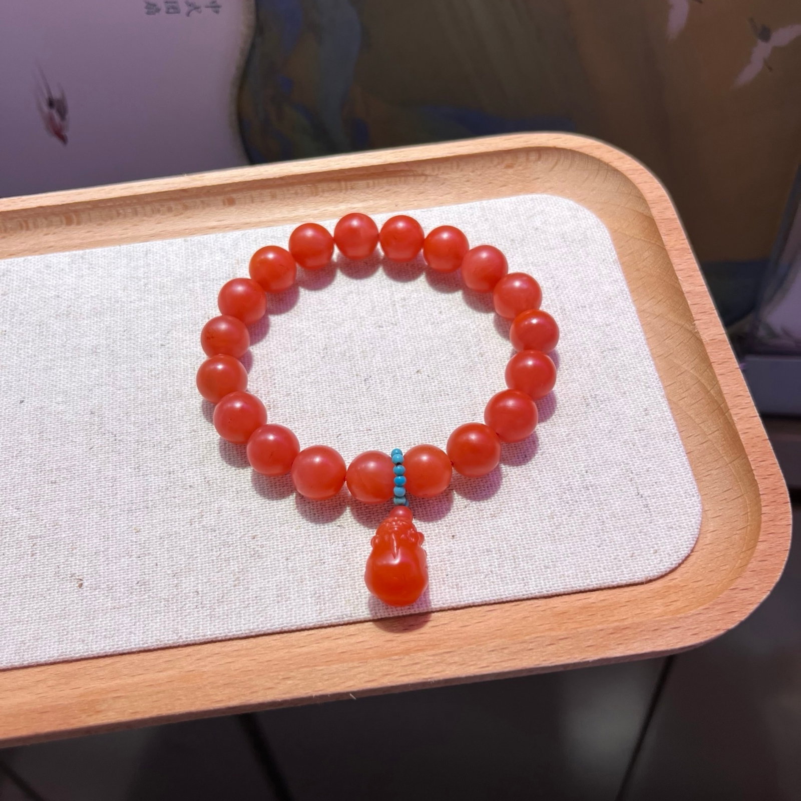An Exquisite Agate Bracelets: Estimated Value:800-1600 An Exquisite Agate Bracelets,Size:10mm,Total Weight:35.5g 玛瑙手串