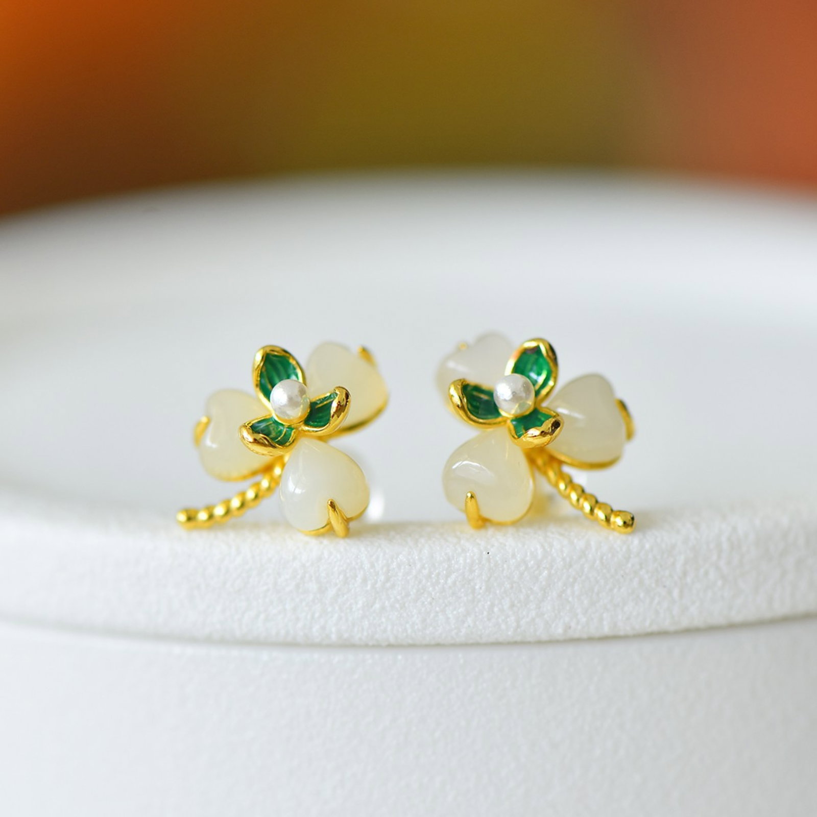 A Pair of Exquisite Sterling Silver-Gold Plated Inlaid White Jade Earrings,Inlaid Pearls - 2