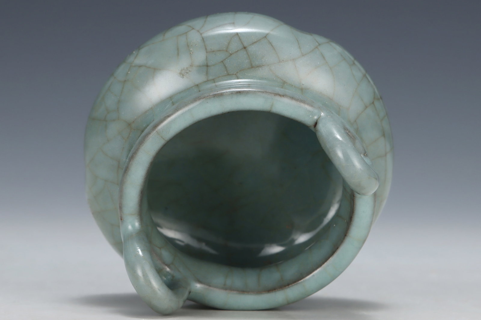 An Exquisite Guan yao Double-Ears Tripod Censer - 6
