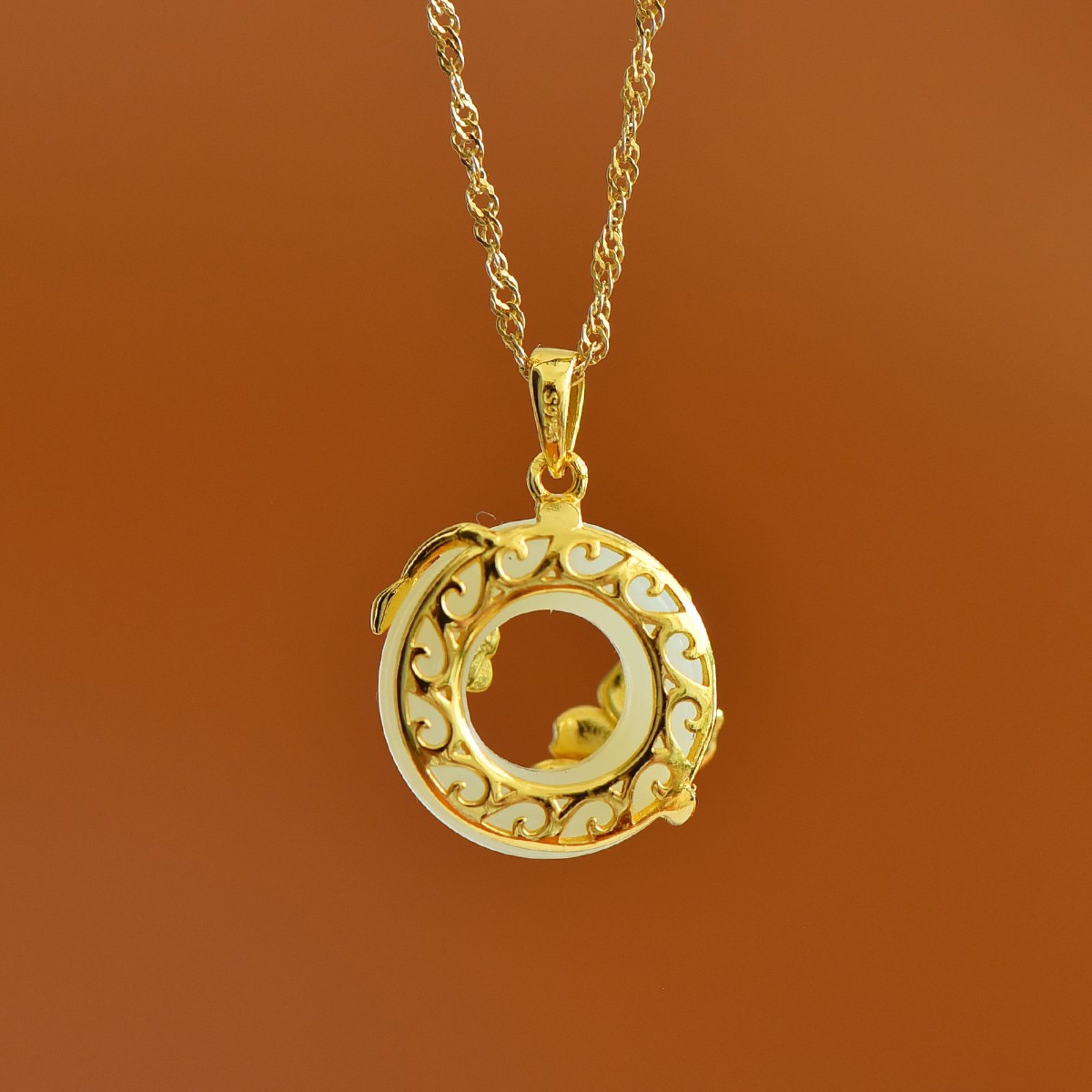 An Exquisite Sterling Silver-Gold Plated Inlaid White Jade Pendant - 5