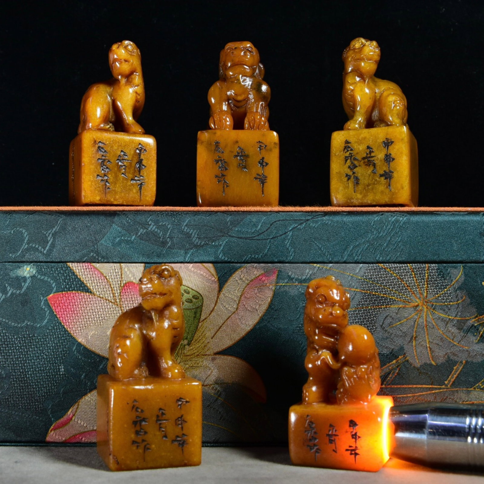 A Set of Fine Tianhuang Stone Auspicious Beast Pattern Seals - 4