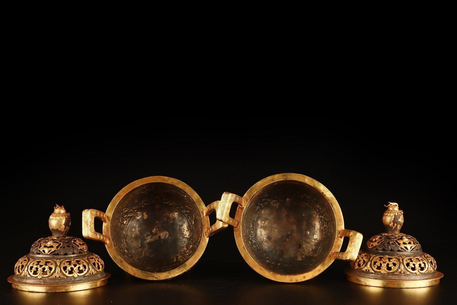 A Pair of Exquisite Gilt Bronze Double-Ears Tripod Censers - 7
