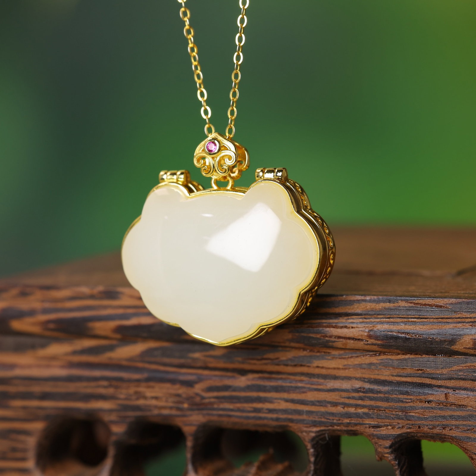 An Exquisite Sterling Silver-Gold Plated Inlaid White Jade Pendant - 3