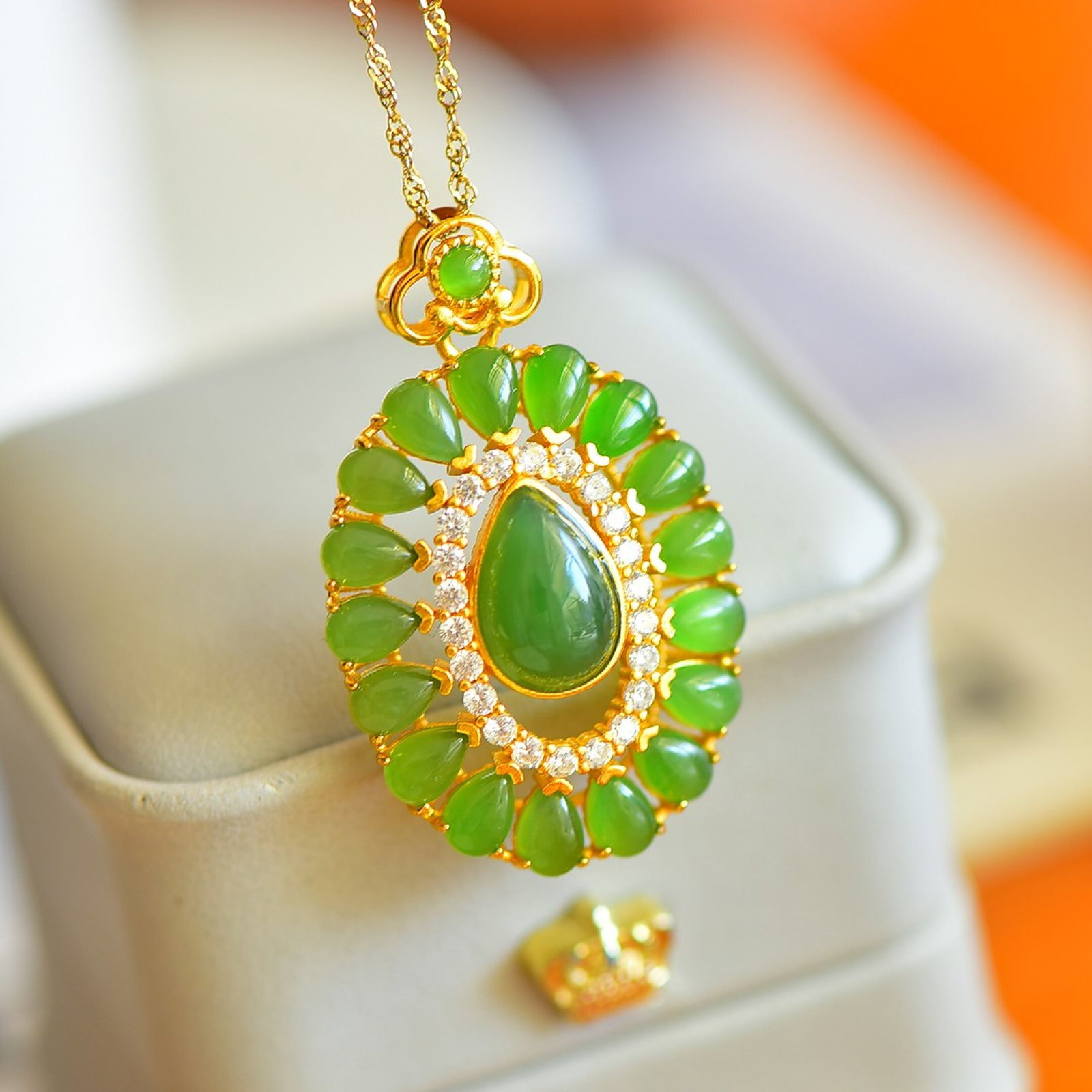 An Exquisite Sterling Silver-Gold Plated Inlaid Jasper Pendant,Inlaid Diamonds: Estimated Value:520-1040 An Exquisite Sterling Silver-Gold Plated Inlaid Jasper Pendant,Inlaid Diamonds,Size:8mmx12mm
