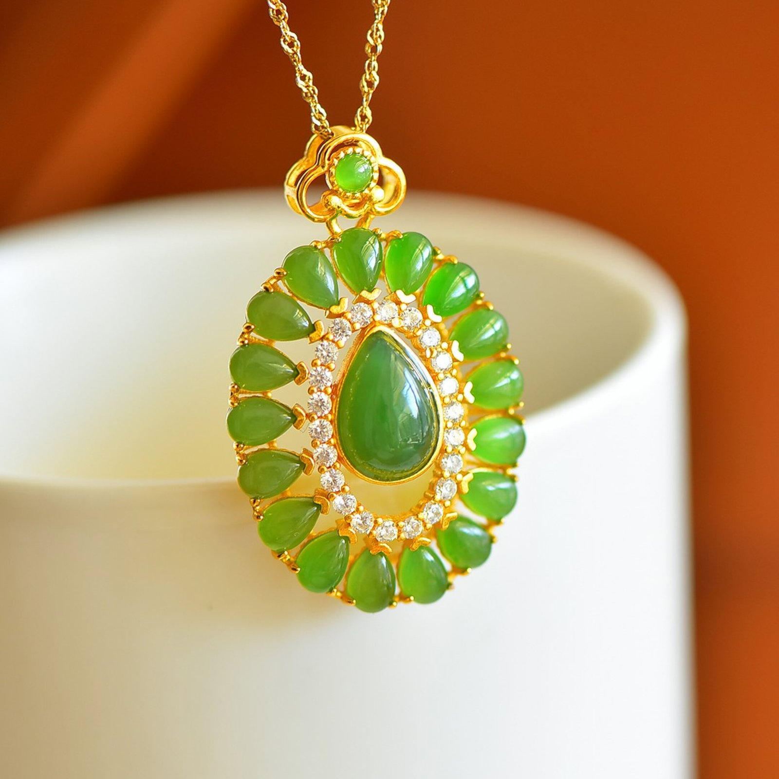 An Exquisite Sterling Silver-Gold Plated Inlaid Jasper Pendant,Inlaid Diamonds - 5