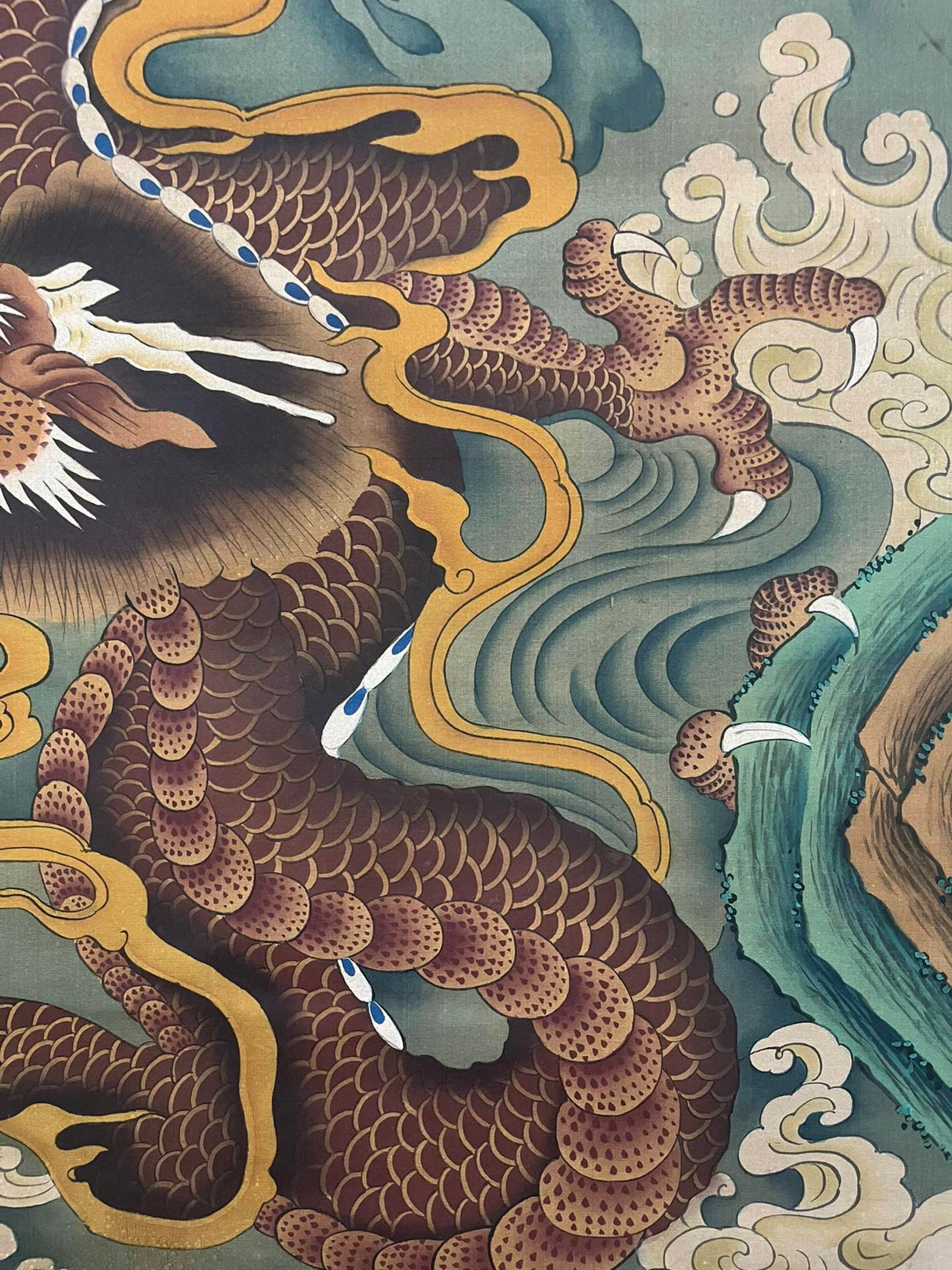 A Chinese Vertical Scroll Ink Painting of Dragon on Silk,Chen Rong - 6