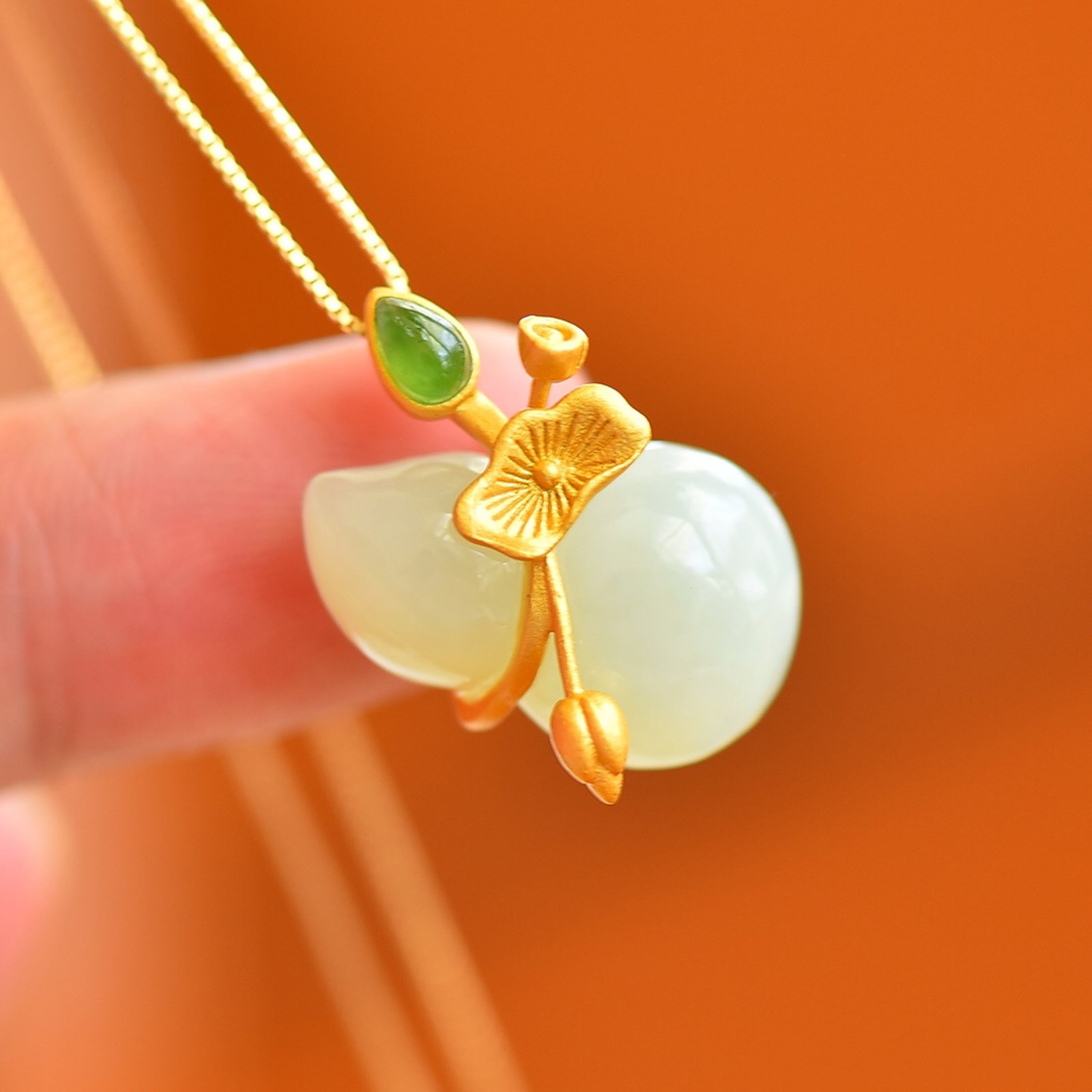 An Exquisite Sterling Silver-Gold Plated Inlaid White Jade Pendant - 5