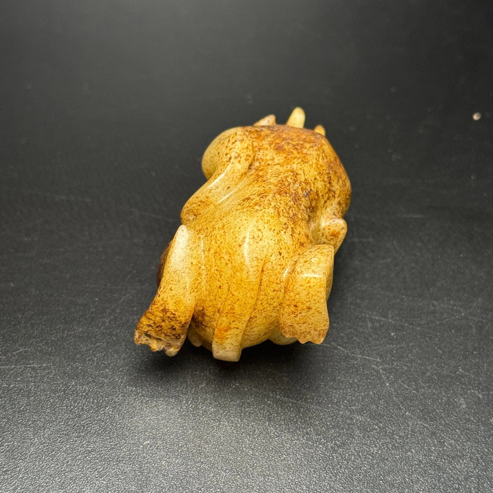 An Exquisite White Jade Auspicious Beast Hand Piece - 6