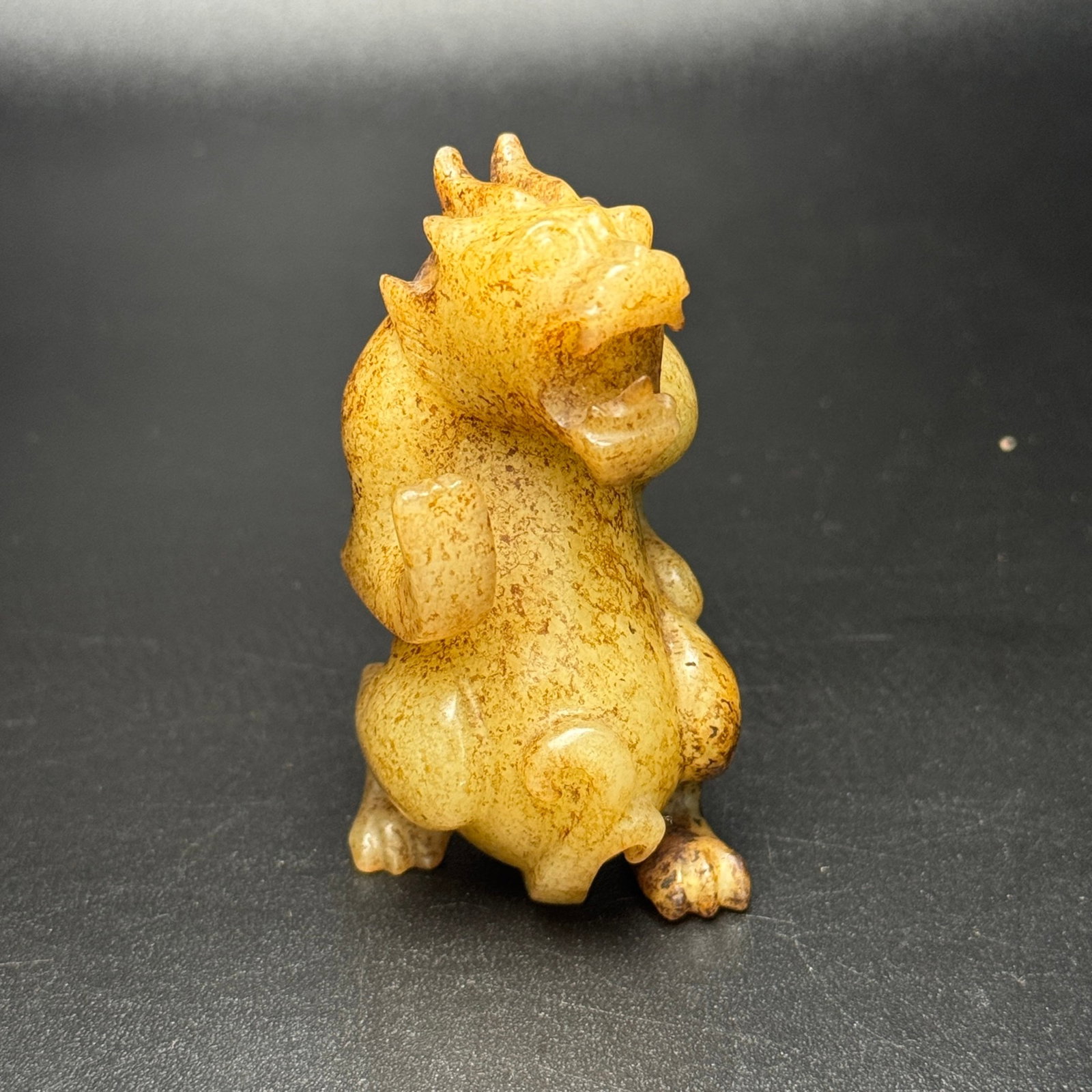 An Exquisite White Jade Auspicious Beast Hand Piece - 7