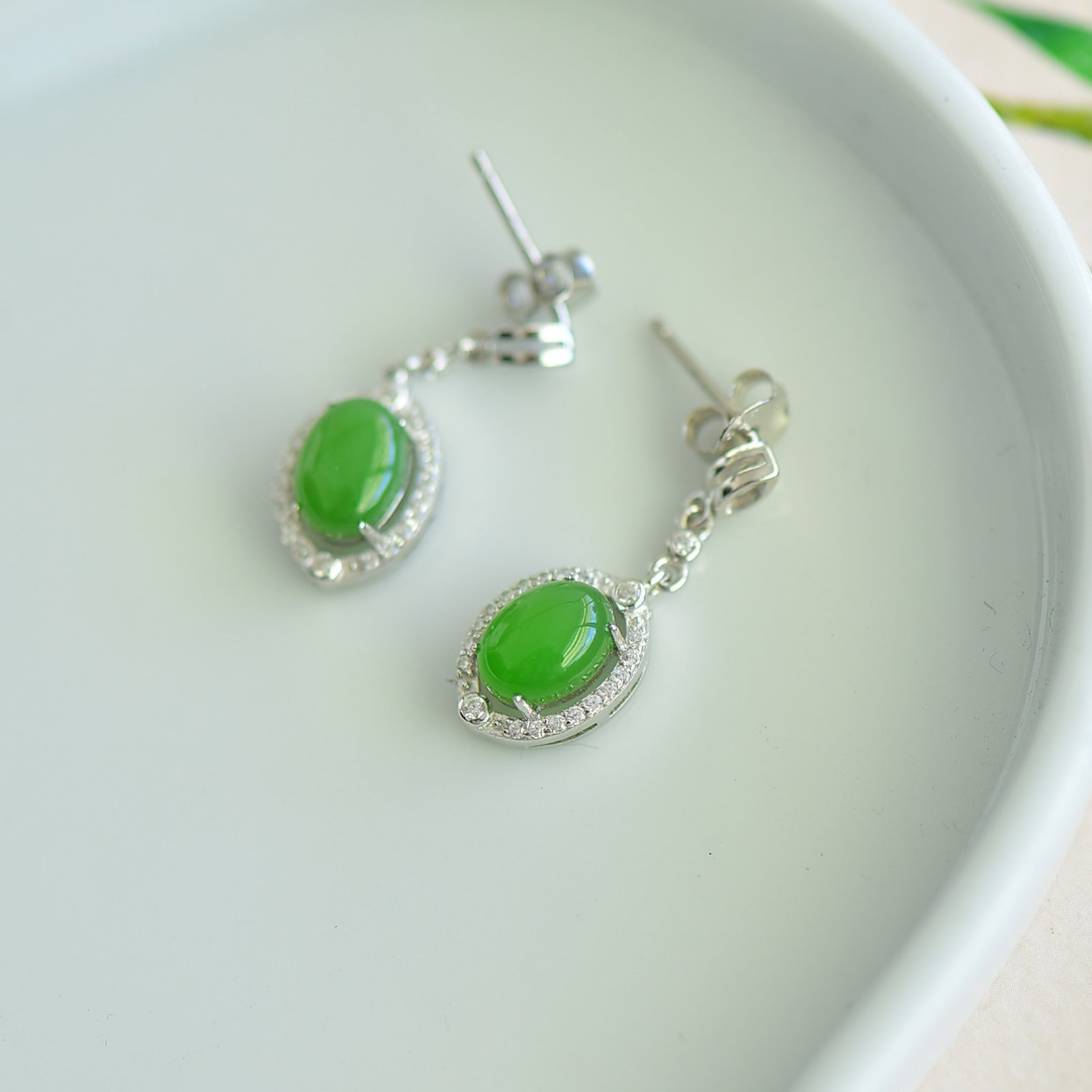 A Pair of Exquisite Sterling Silver Inlaid Jasper Earrings,Inlaid Diamond - 2