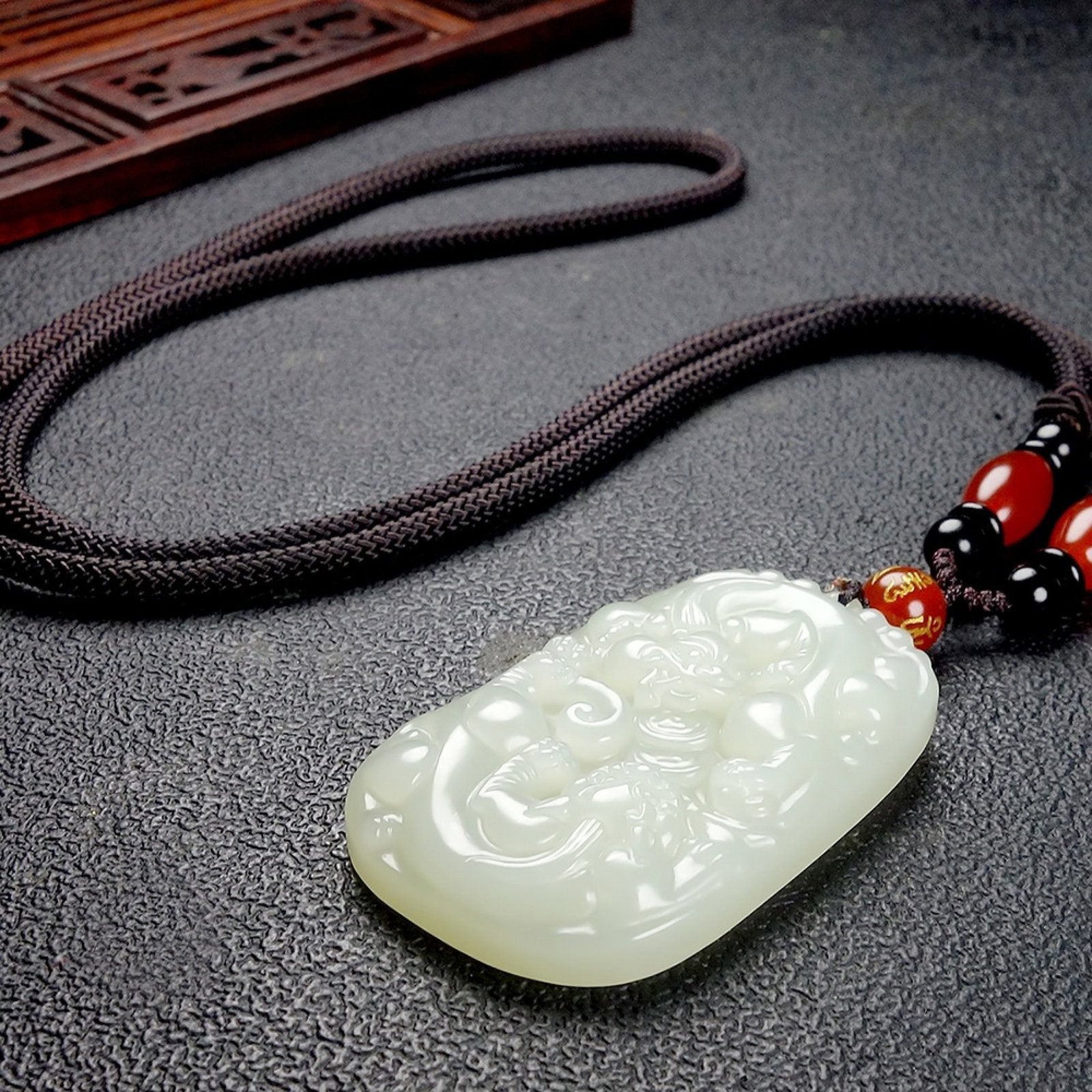 An Exquisite White Jade Auspicious Beast Pendant - 6