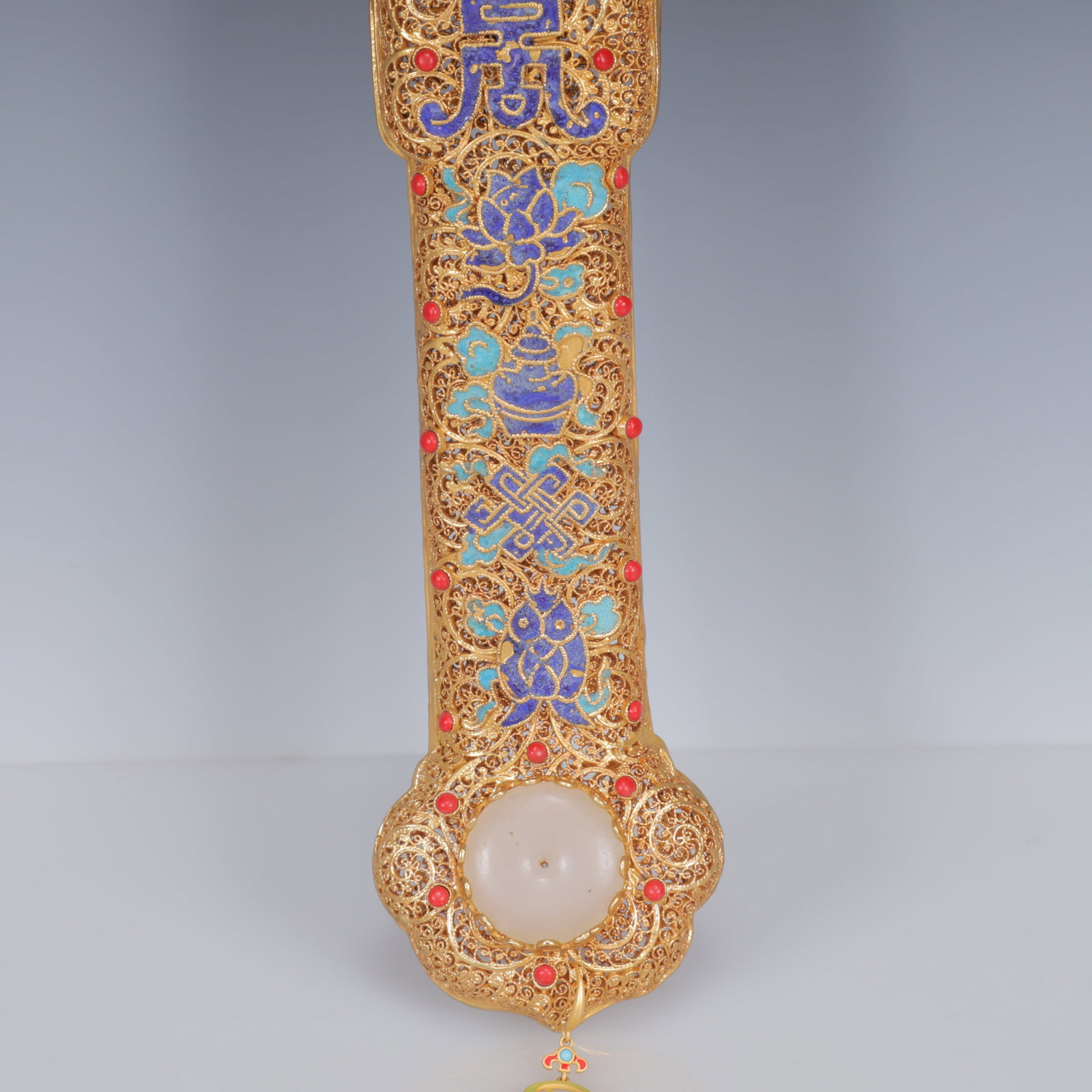 An Exquisite Filigree and Gilding Inlaid White Jade Flower Pattern Ruyi Ornament,Inlaid Gems - 11