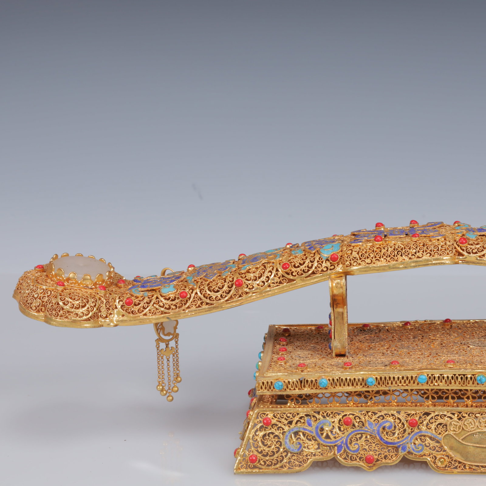 An Exquisite Filigree and Gilding Inlaid White Jade Flower Pattern Ruyi Ornament,Inlaid Gems - 4
