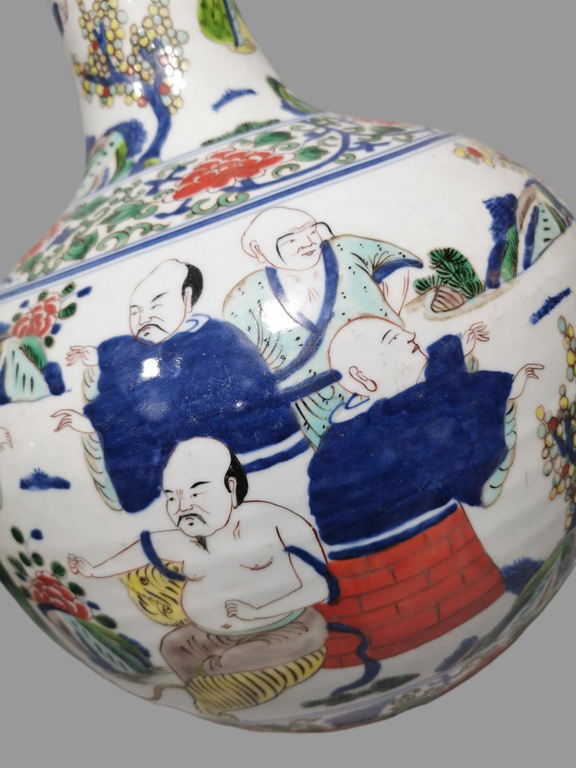 A Exquisite Doucai Figures Pattern Vase - 7