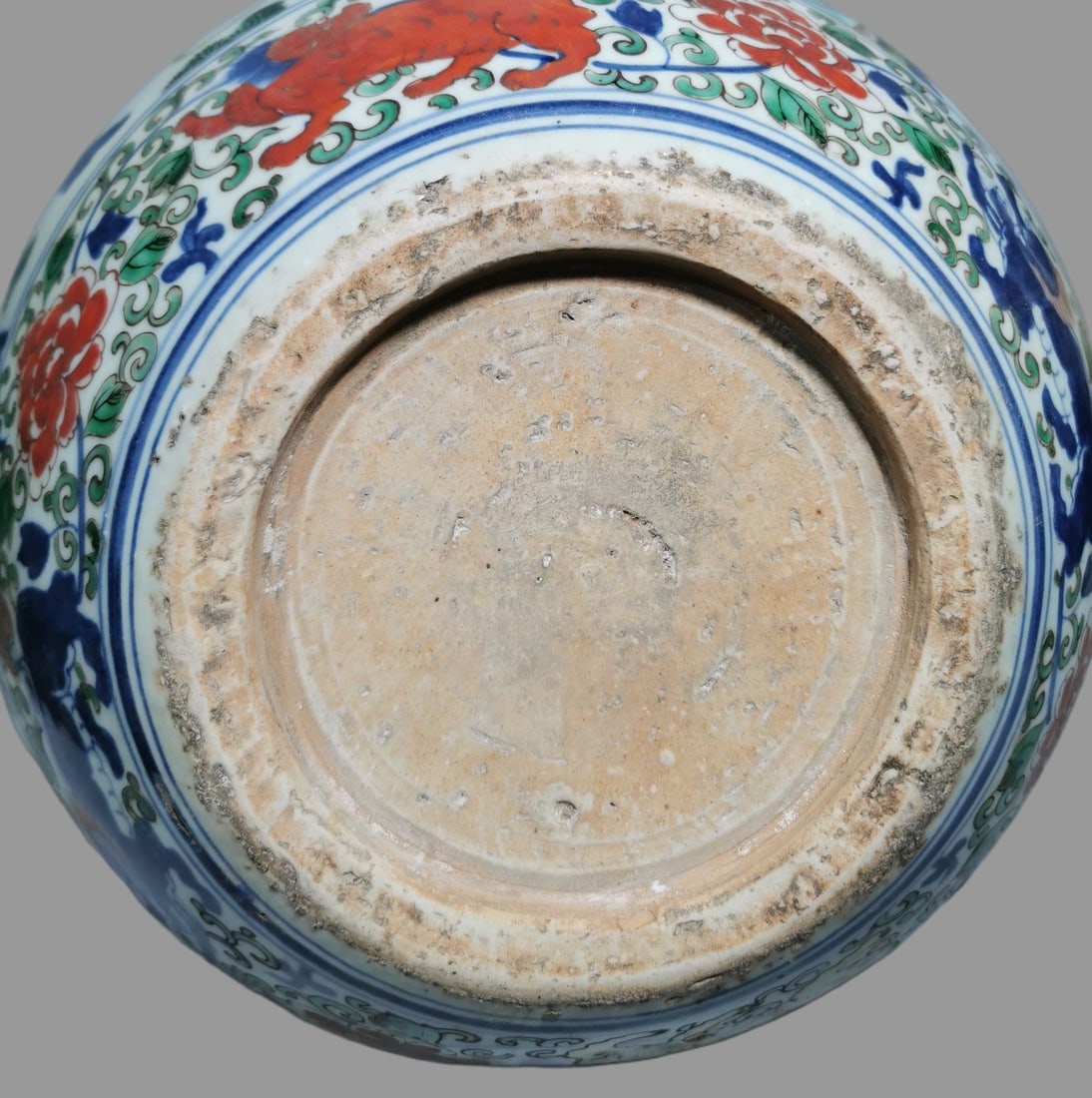 A Exquisite Doucai Figures Pattern Vase - 8