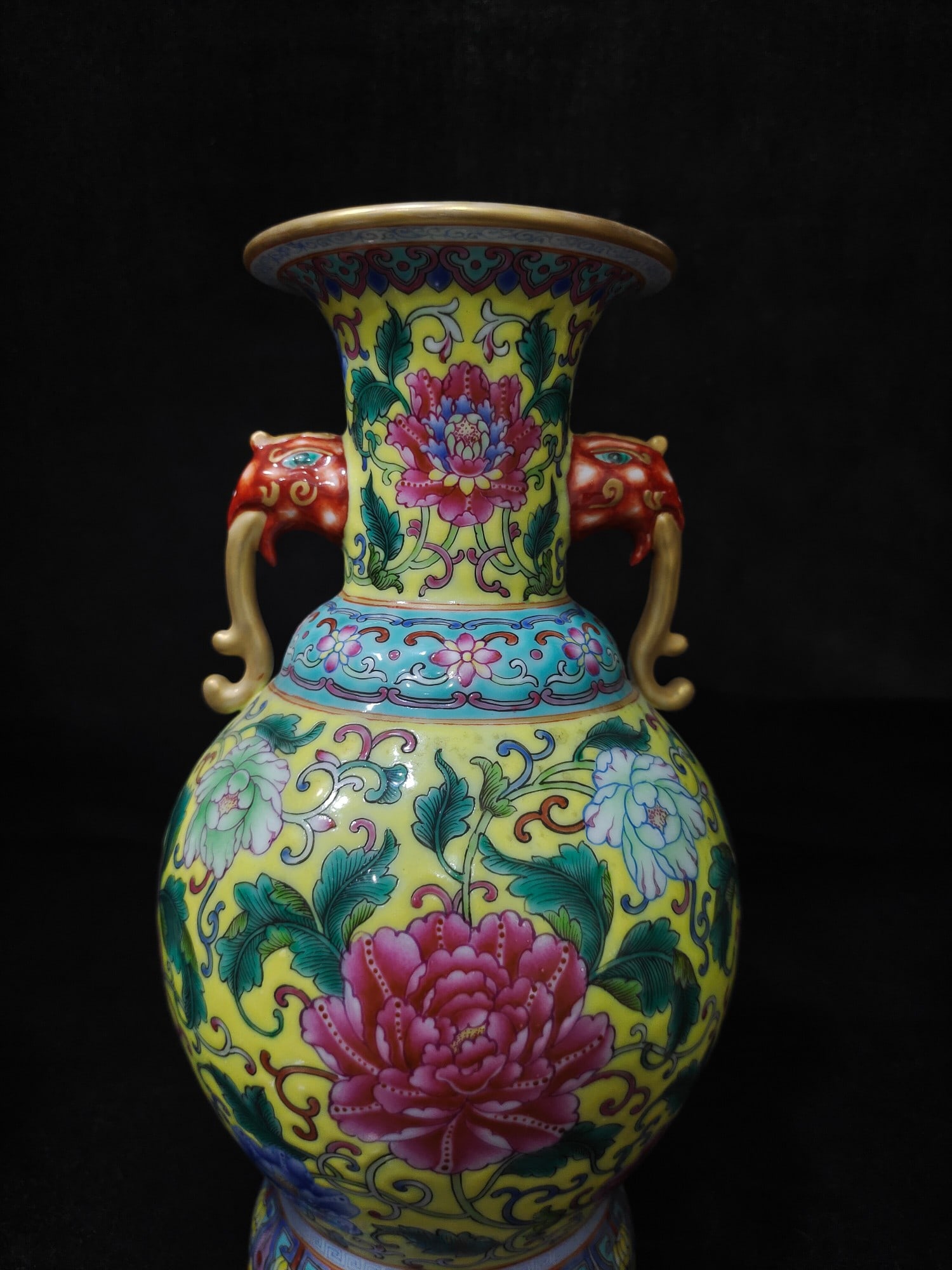 A Exquisite Enamel Lotus Pattern Double-Ears Vase - 5