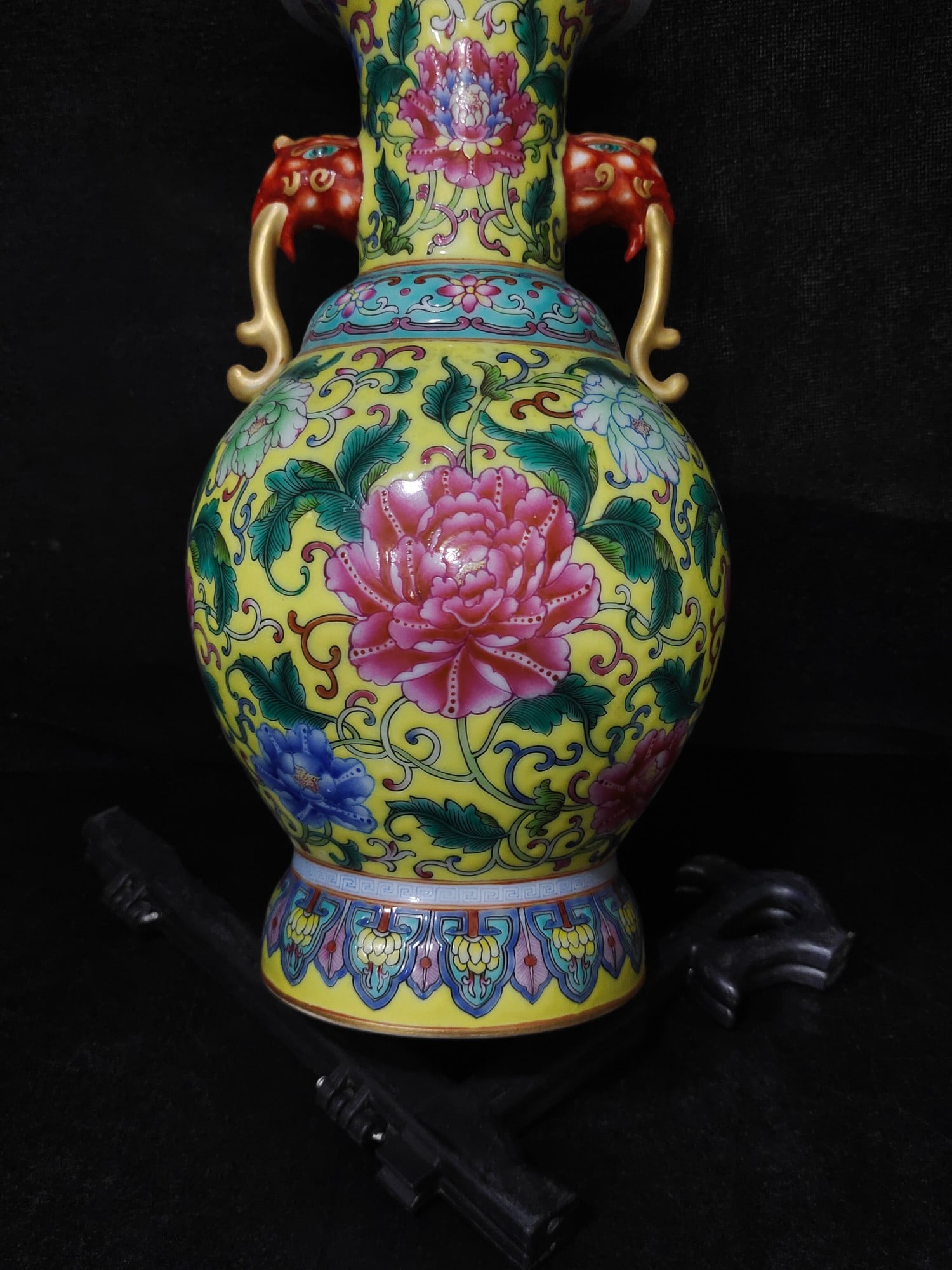 A Exquisite Enamel Lotus Pattern Double-Ears Vase - 6