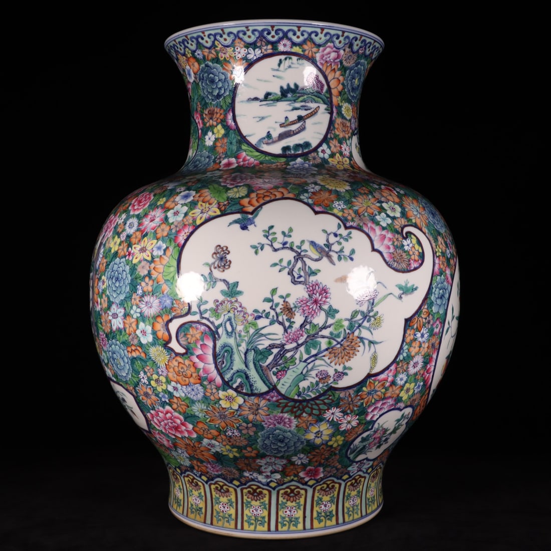 A Exquisite Blue and White Doucai Flower and Bird Pattern Vase (1 of 9)