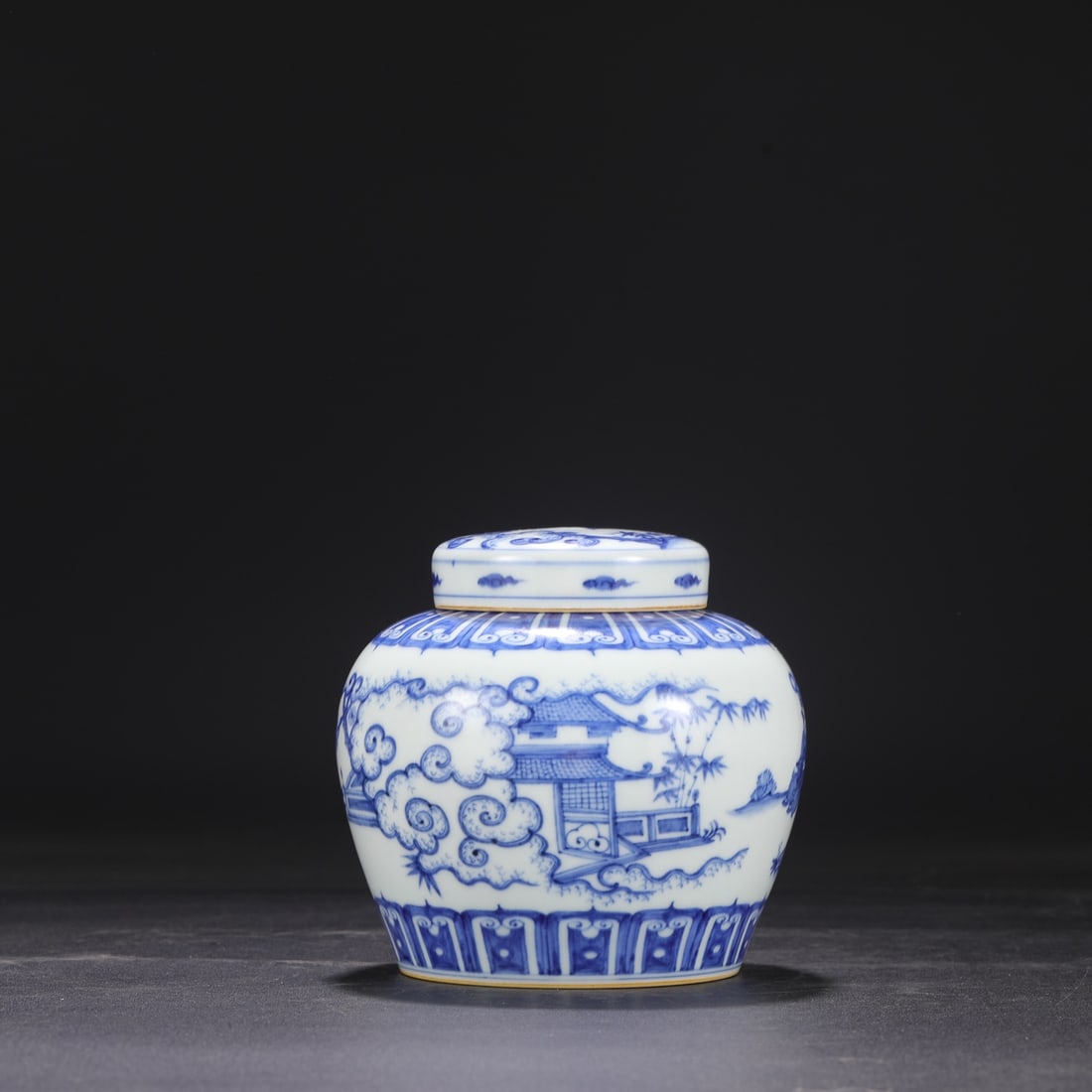 A Exquisite Blue and White Figures Pattern Jar - 6