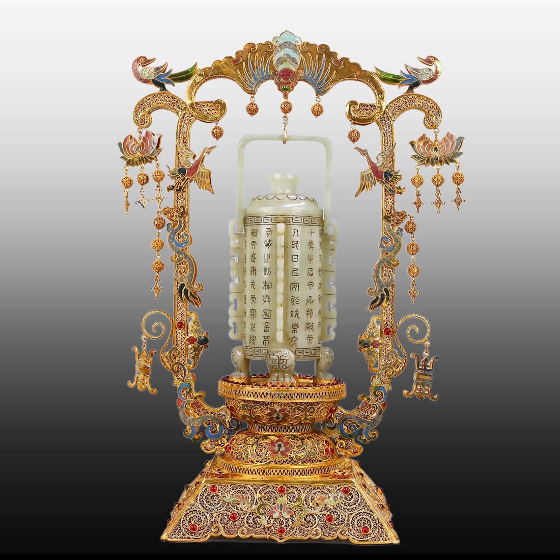 A Exquisite Filigree Hotan Jade Ornament: A Exquisite Filigree Hotan Jade Ornament,Qing Dynasty, China,Qianlong Four-character Mark,Size:15inx10.6in,Weight:1445g 掐丝和田玉摆件,中国清