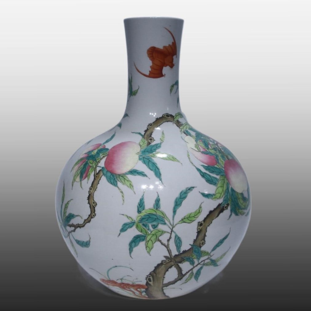 A Exquisite Famille-Rose Bats and Peach Pattern Vase: A Exquisite Famille-Rose Bats and Peach Pattern Vase,Qing Dynasty, China,Qianlong Six-character Mark,Size:20.5inx4.4in