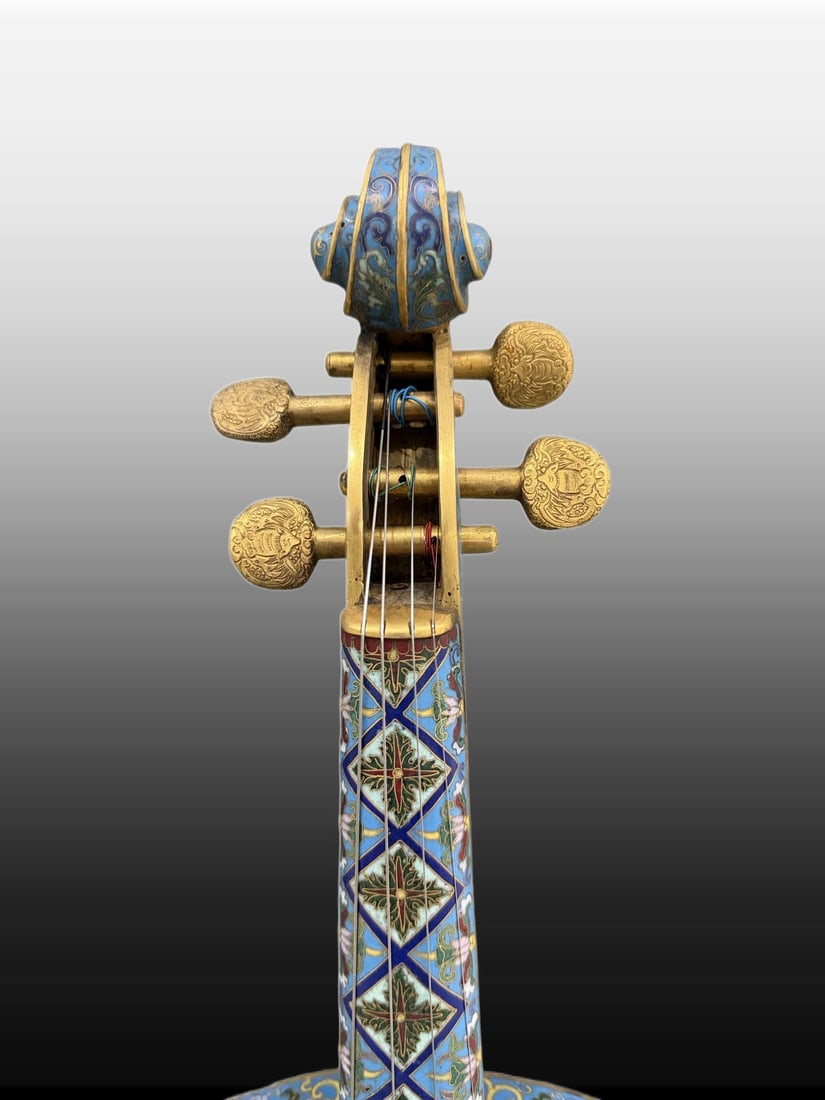A Exquisite Cloisonne Figures Pattern Violin - 2
