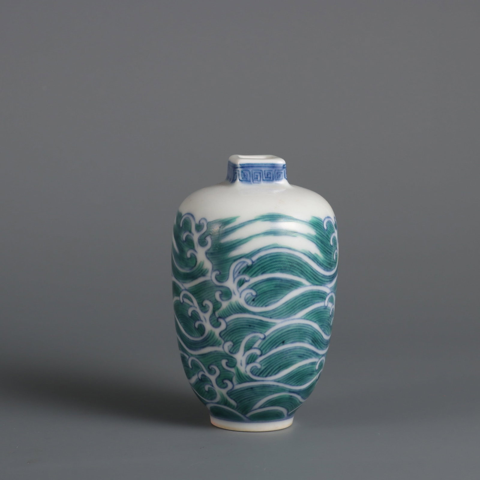 A Exquisite Doucai Seawater Pattern Jar - 2