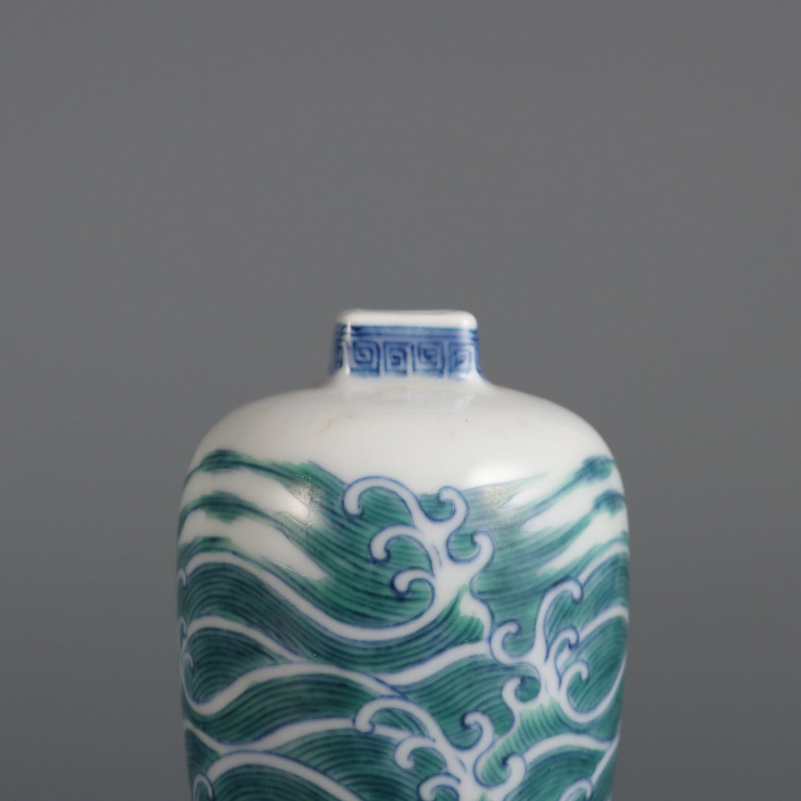 A Exquisite Doucai Seawater Pattern Jar - 3