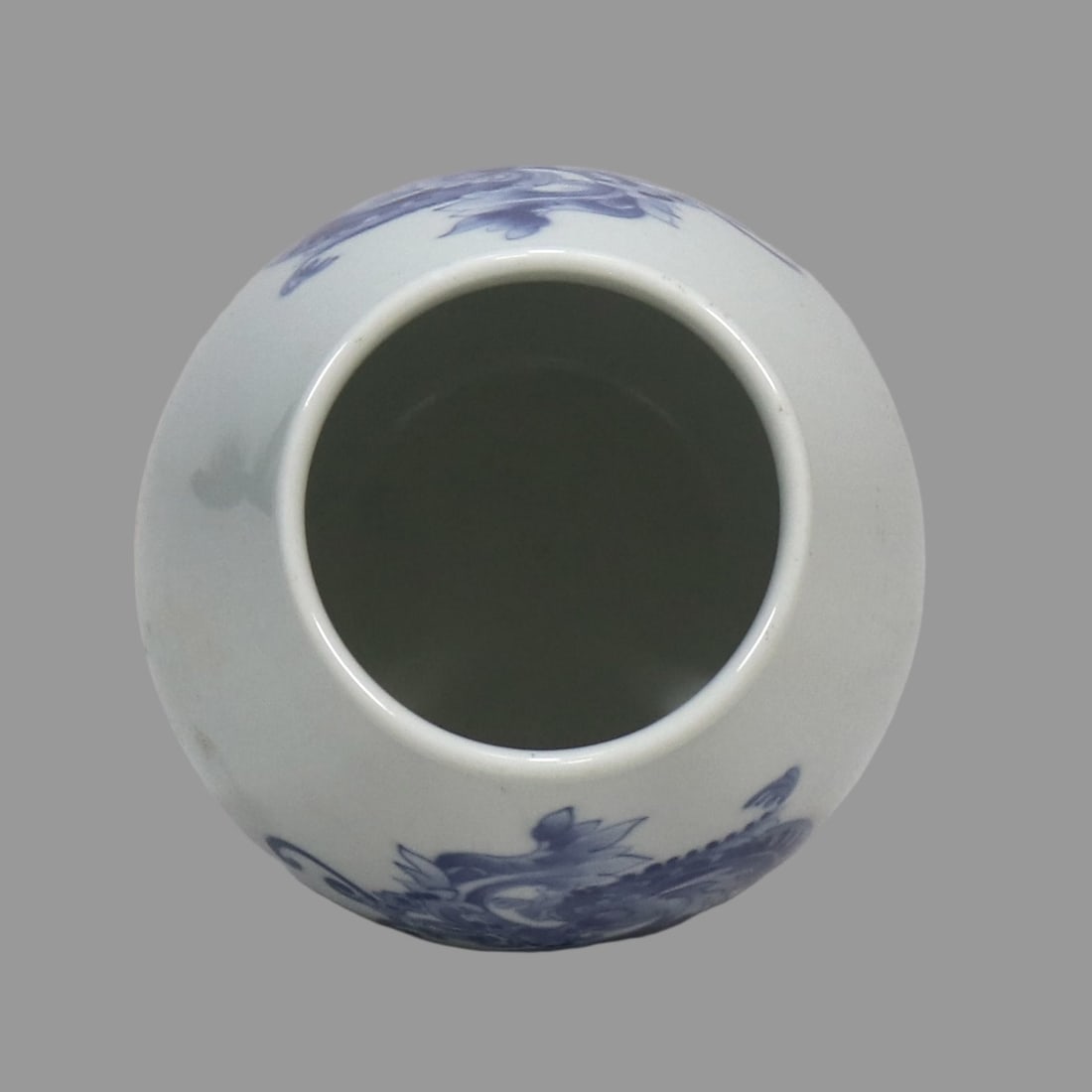 A Exquisite Blue and White Phoenix Pattern Vase - 4