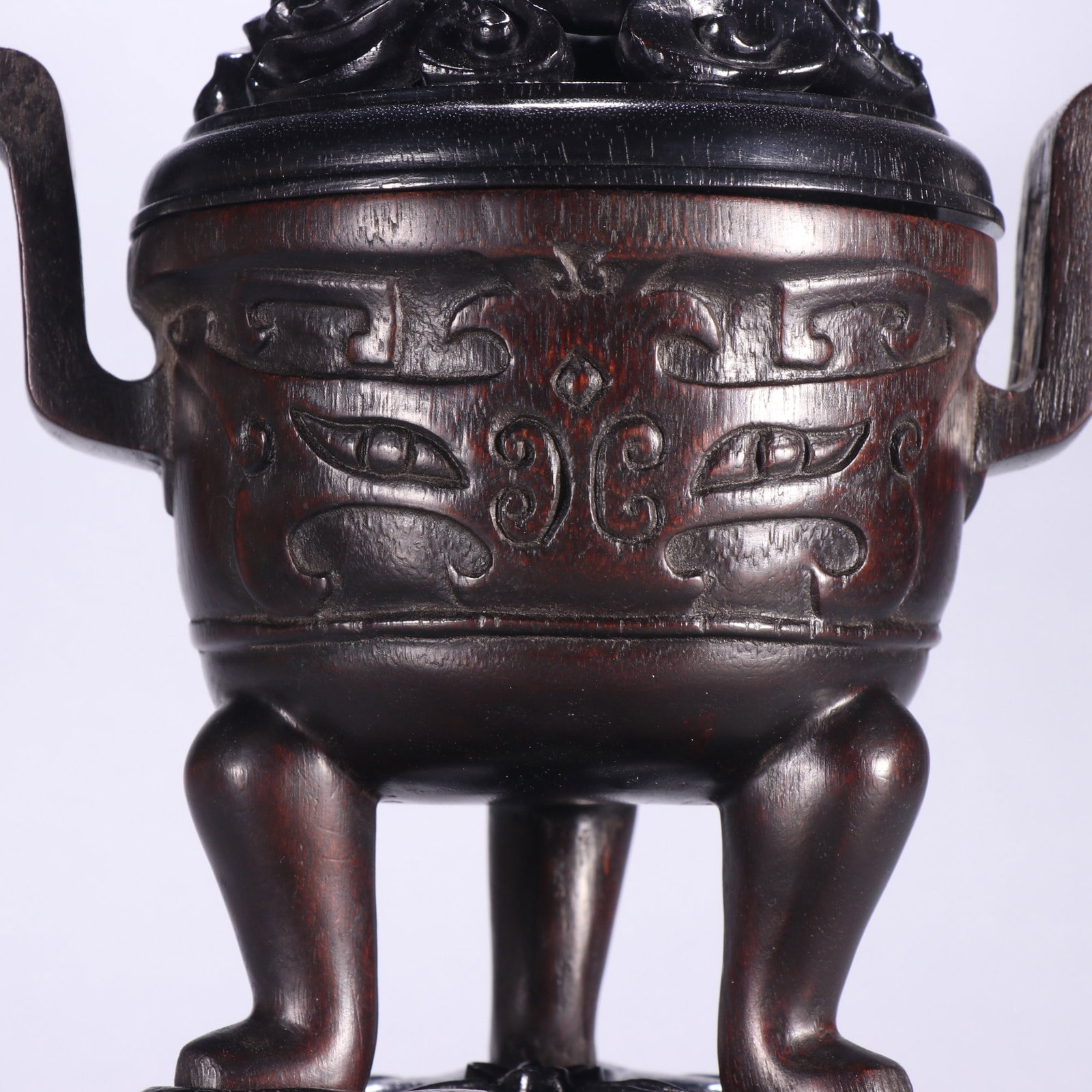 A Exquisite Eaglewood Beast-Face Pattern Censer - 2
