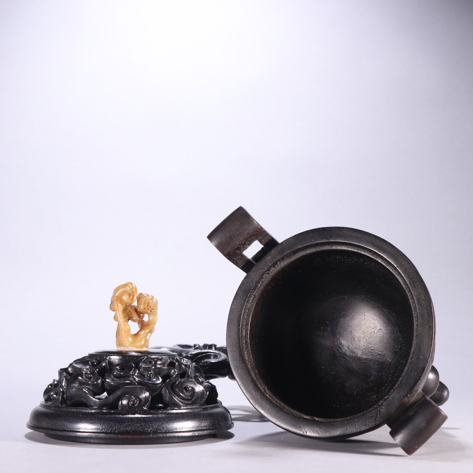 A Exquisite Eaglewood Beast-Face Pattern Censer - 8