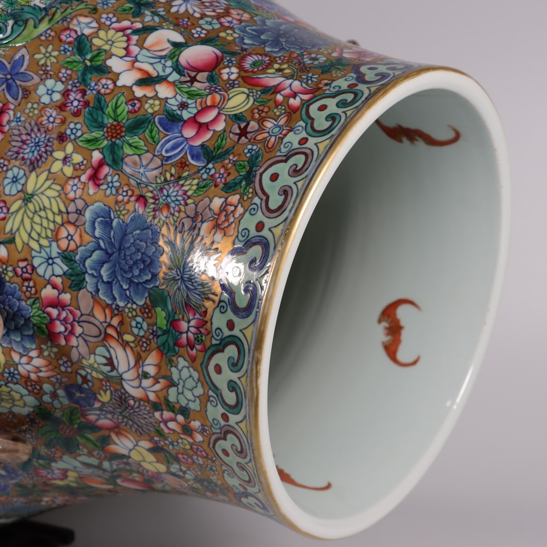 A Exquisite Doucai Figures Pattern Sheep Head Vase - 8