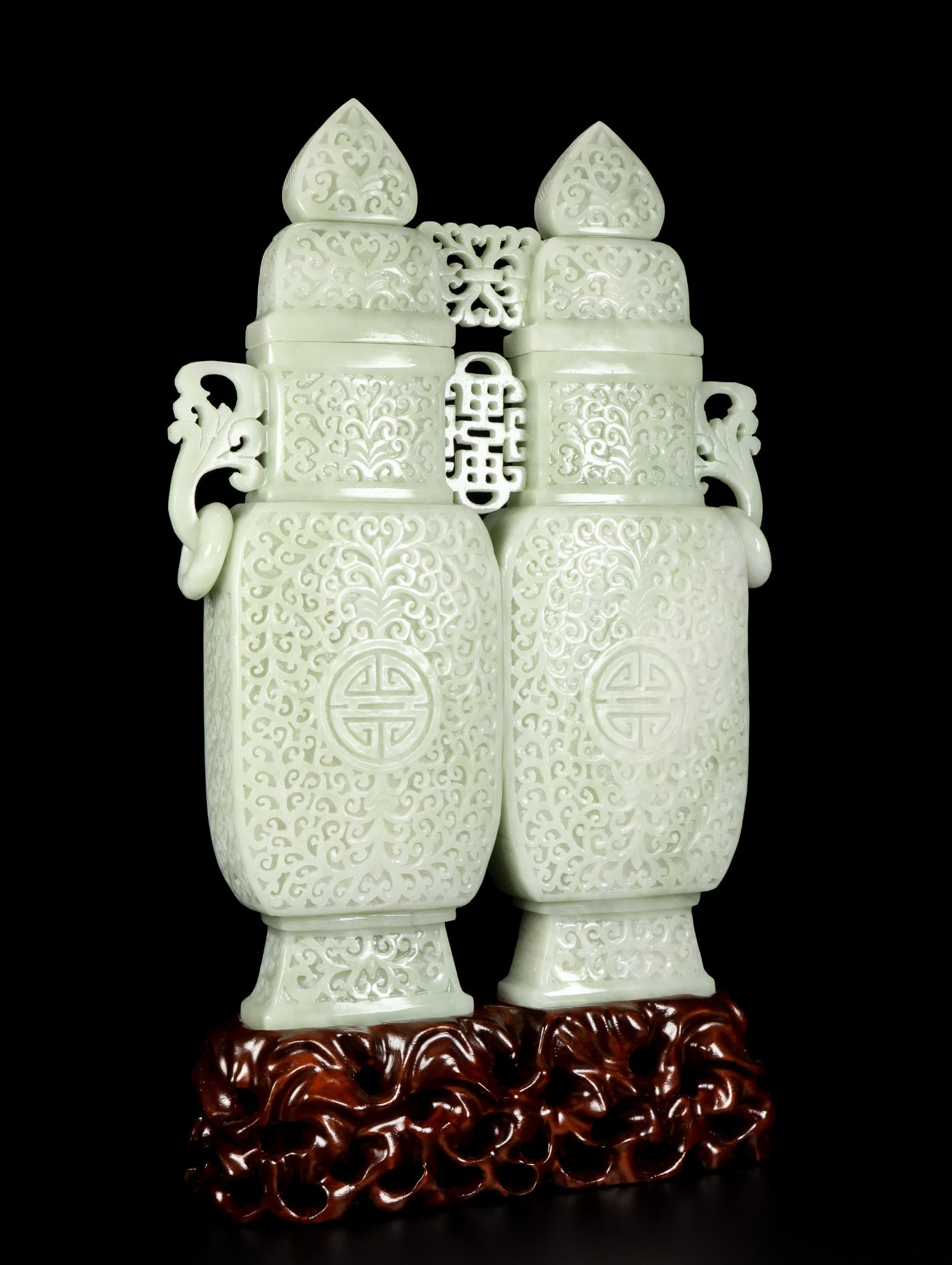 A Exquisite Hotan Jade Scroll Pattern Vase - 3