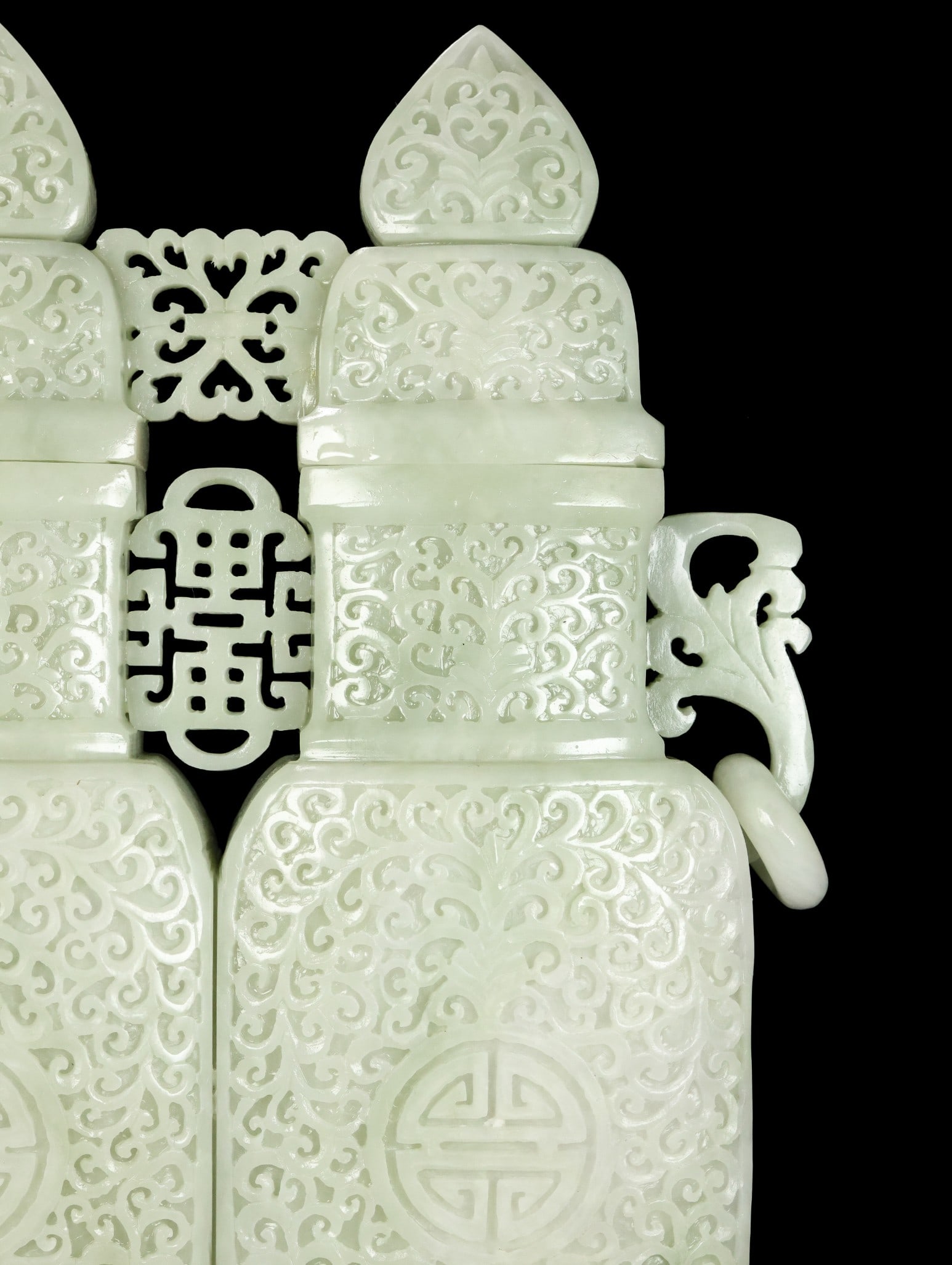 A Exquisite Hotan Jade Scroll Pattern Vase - 6