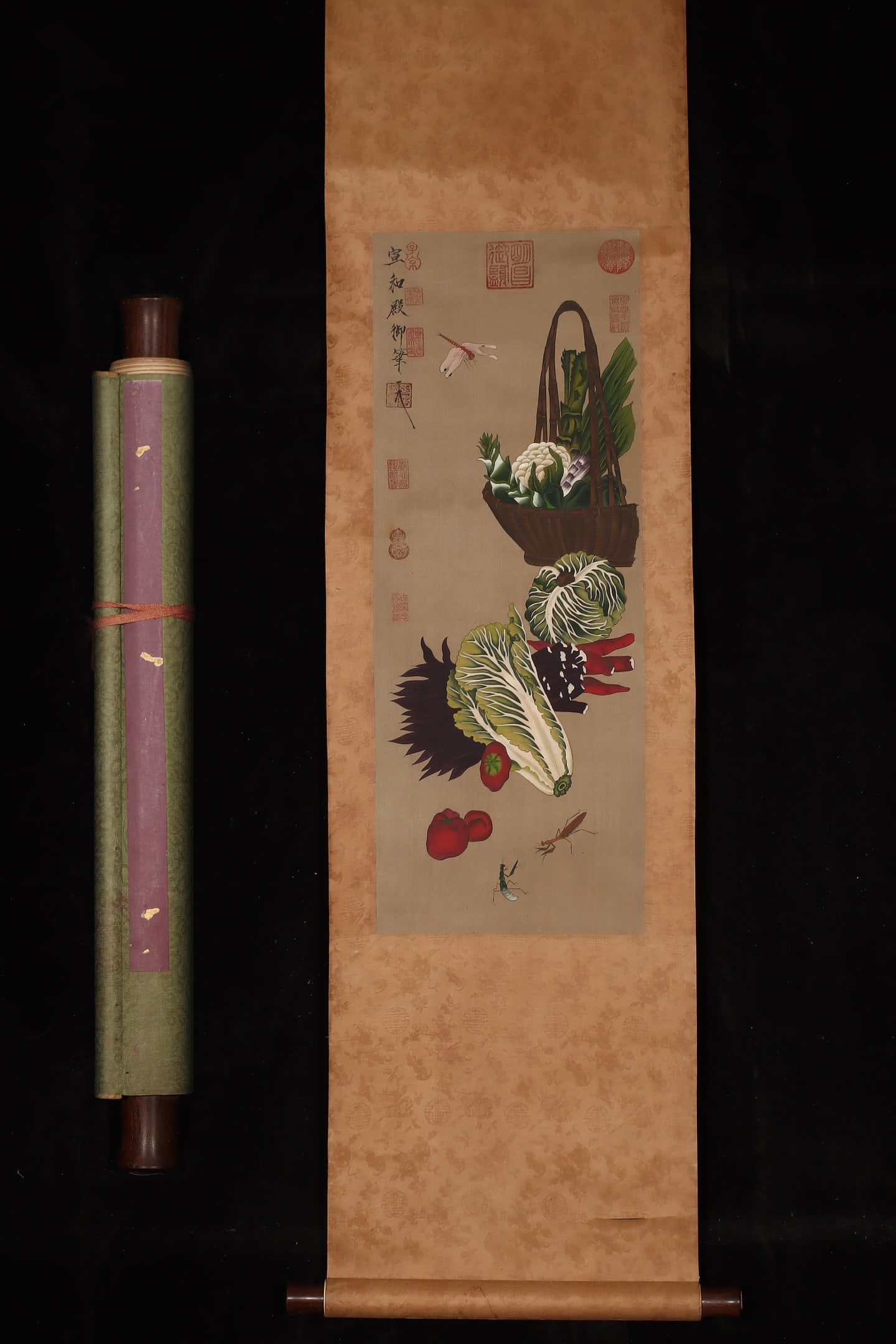 A Chinese Vertical Scroll Ink Painting of Fruits and Vegetables on Silk: A Chinese Vertical Scroll Ink Painting of Fruits and Vegetables on Silk,Song Dynasty, China,Emperor Huizong of Song,without frame size:31.3inx12in