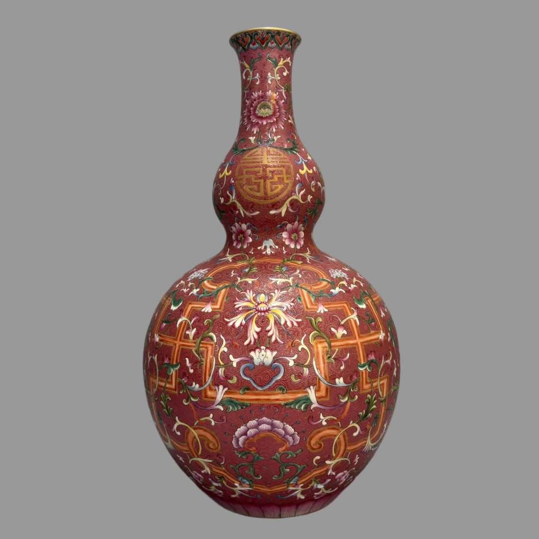 A Exquisite Ruby Red-Ground Lotus Pattern Gourd Vase (1 of 8)