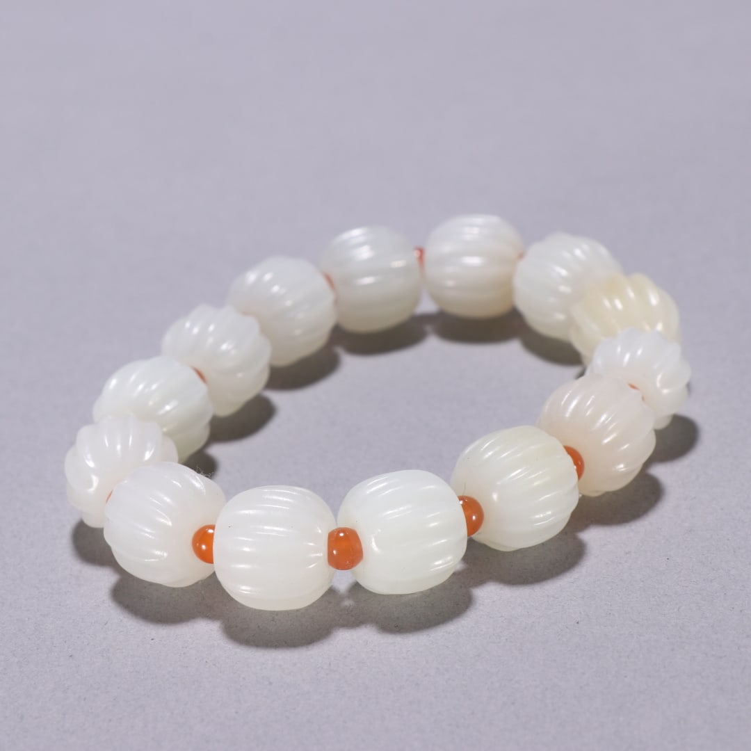 A Exquisite Hotan Jade Bracelets - 3