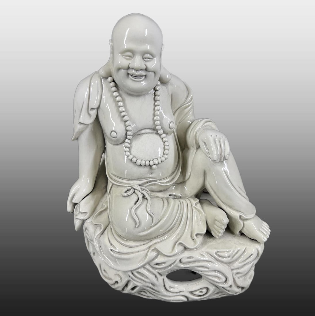 A Exquisite Blance-De-Chine Buddha statue Ornament: A Exquisite Blance-De-Chine Buddha statue Ornament,Ming Dynasty, China,With Mark,Size:12.2in 德化瓷佛像摆件,中国明代,带款