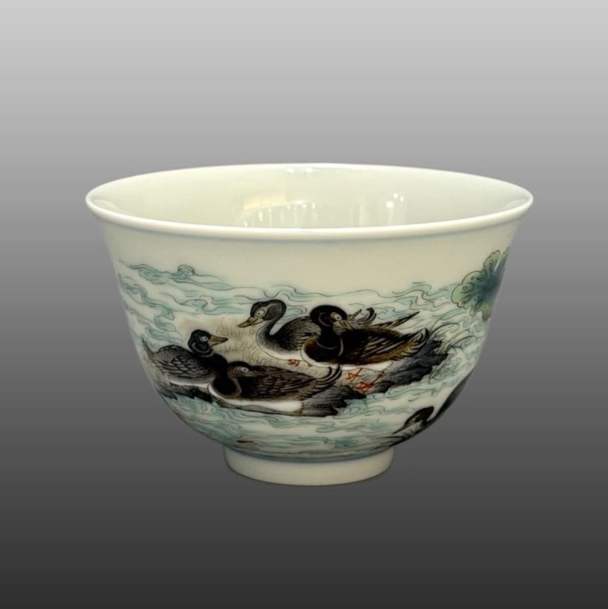 A Exquisite Famille-Rose Duck Pattern Cup: A Exquisite Famille-Rose Duck Pattern Cup,Qing Dynasty, China,Yongzheng Six-character Mark,Size:2inx2.9in 粉彩鸭纹杯,中国清代,雍正