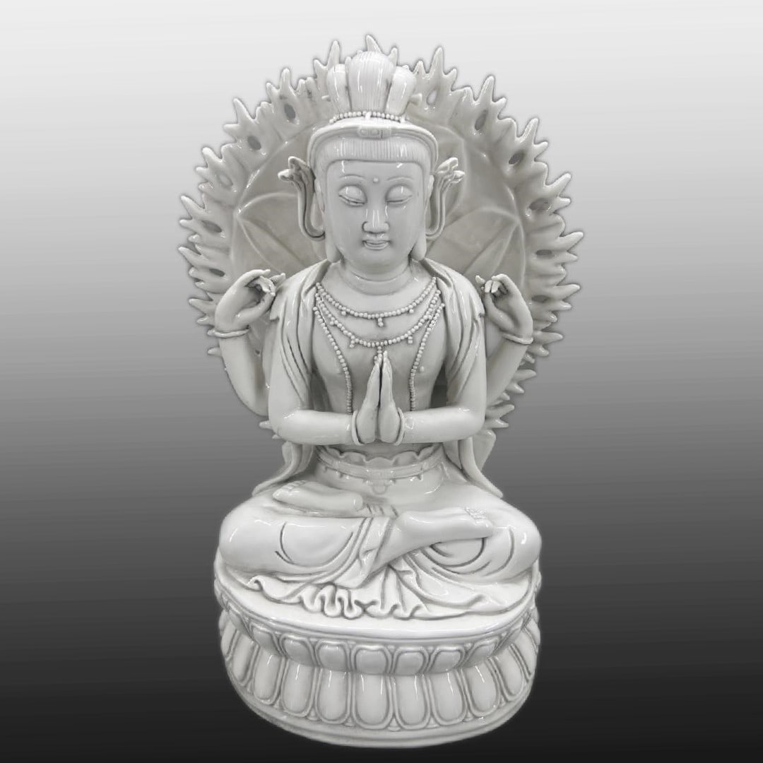 A Exquisite Blance-De-Chine Statue of Avalokitesvara Ornament: A Exquisite Blance-De-Chine Statue of Avalokitesvara Ornament,Ming Dynasty, China,With Mark,Size:16.5in