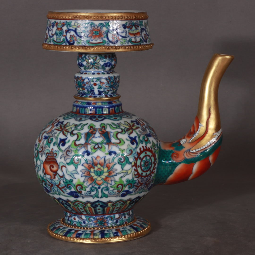 A Exquisite Blue and White Painted Gold Doucai Lotus Pattern Ewer (1 of 6)