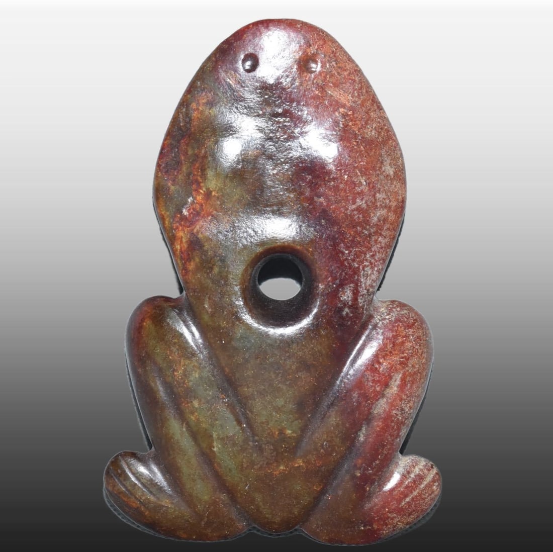 A Exquisite Gaogu Jade Frog Ornament (1 of 4)