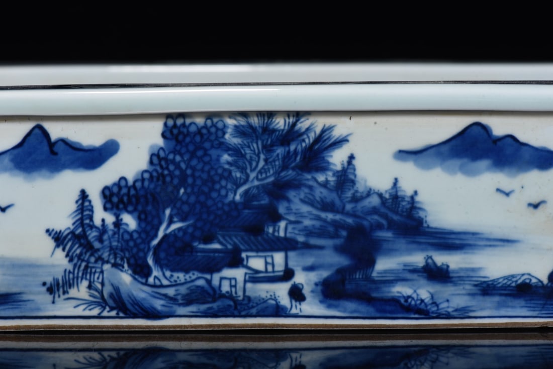 A Exquisite Blue and White Landscape pattern Basin - 5