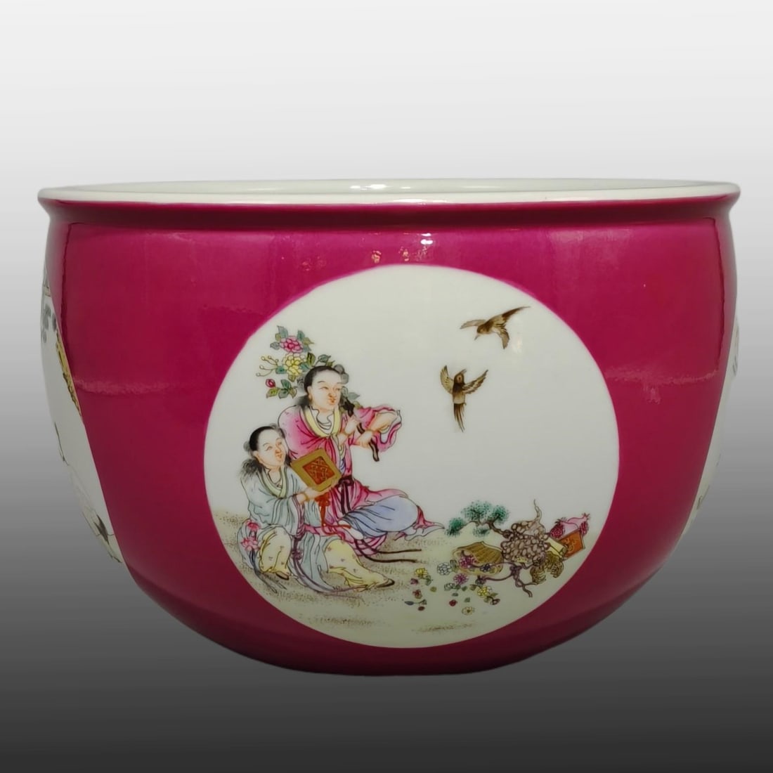 A Exquisite Ruby Red-Glazed Famille-Rose Figures Pattern Vat: A Exquisite Ruby Red-Glazed Famille-Rose Figures Pattern Vat,Qing Dynasty, China,Daoguang Six-character Mark,Size:5.7inx8.7in 胭脂红粉彩人物纹缸,&