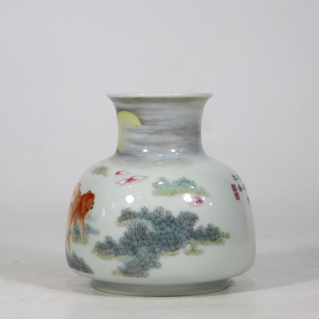 A Exquisite Enamel Fish Pattern Water Pot - 2